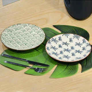 【YU Living 信歐傢居】夏日棕櫚陶瓷餐盤二件組 8吋盤 圓盤 盤子 餐具(二件一組/直徑20CM/綠.白.橘色)