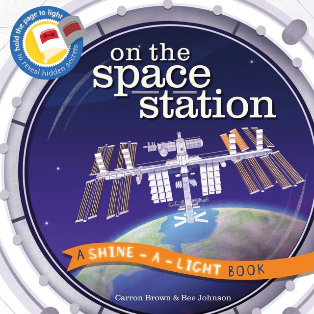 【Song Baby】A Shine A Light Book：On The Space Station 透光書：太空站篇