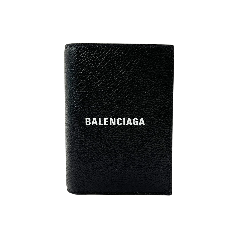【Balenciaga 巴黎世家】經典品牌logo牛皮對開短夾(681579-黑)