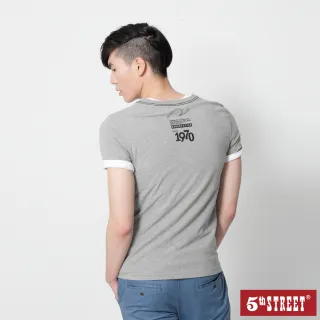 【5th STREET】男英文字印花短袖T恤-麻灰色