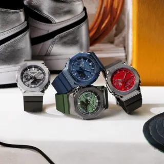 【CASIO 卡西歐】G-SHOCK農家橡樹金屬錶殼雙顯示腕錶 / 銀灰 44.4mm(GM-2100-1A)