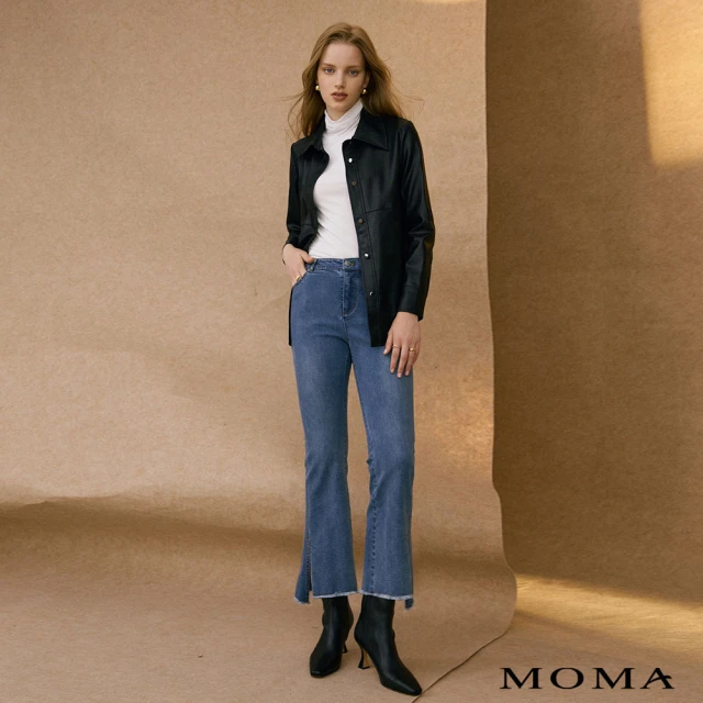 【MOMA】不對稱開衩小喇叭牛仔褲(兩色)