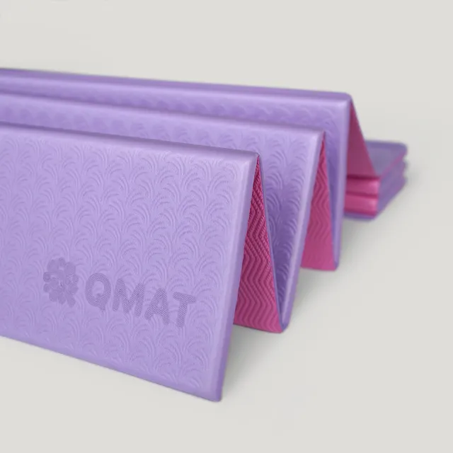 【QMAT】8mm加厚折疊瑜珈墊 台灣製造(附贈拉鍊收納背袋 Yoga Mat)