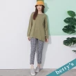【betty’s 貝蒂思】交錯假口袋寬版T-shirt(綠色)