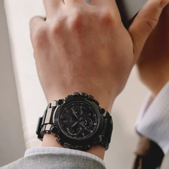 CASIO 卡西歐】G-SHOCK 電波藍牙太陽能雙核心防護手錶(黑灰_MTG-B3000B