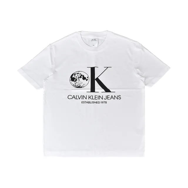 【CALVIN KLEIN】CK Calvin Klein黑字飾月球印花LOGO短T(男裝/白)