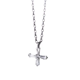 【Sayaka 紗彌佳】項鍊 飾品  925純銀時尚鑲鑽十字架造型項鍊(禮物 禮盒)