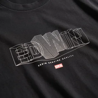 【EDWIN】男女裝 網路獨家↘3D立體毛邊線條LOGO短袖T恤(黑色)