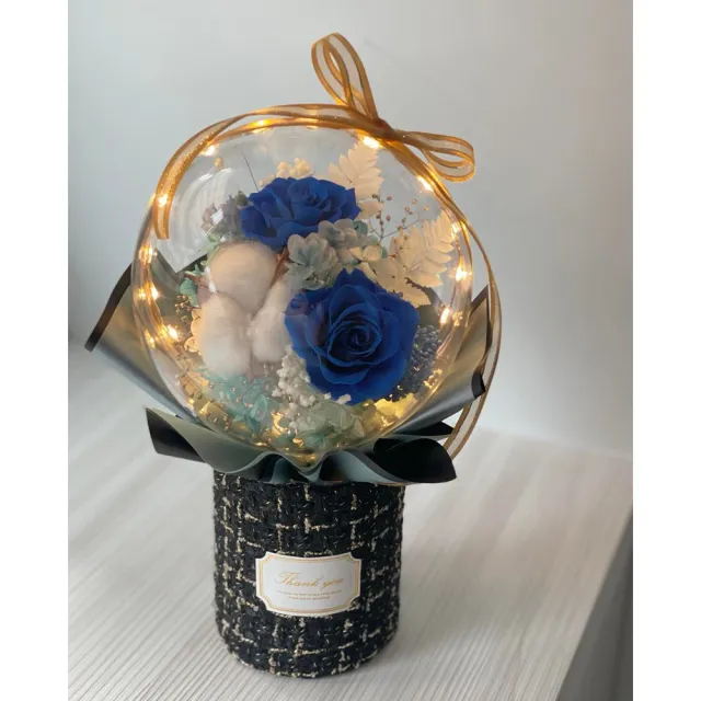 【OSTARA FLORIST 奧斯塔拉花藝】泡泡球小香風永生花束(永生花、波波球、花禮、情人節、聖誕、升遷、發光)
