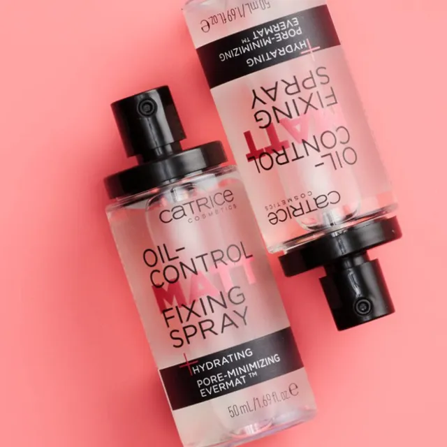 【Catrice 卡翠絲】柔焦控油定妝噴霧50ml(噴霧可有效控油)