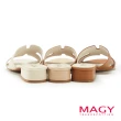 【MAGY】寬版H造型真皮粗低跟拖鞋(米色)
