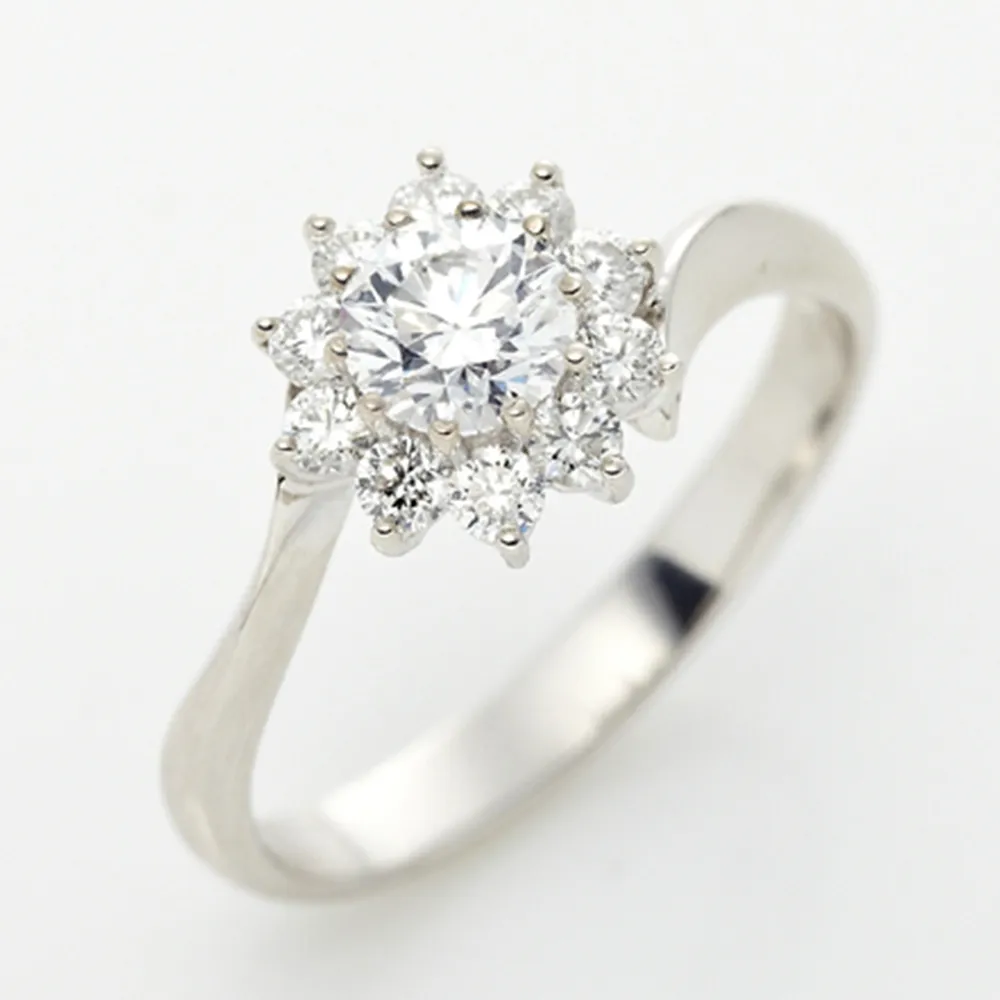 【DOLLY】18K金 求婚戒0.50克拉完美車工鑽石戒指(023)