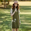 【ILEY 伊蕾】學院風童趣刺繡格紋洋裝(綠色；M-2L；1222247020)