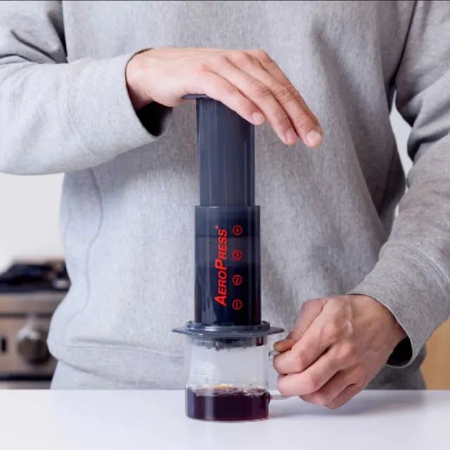 【FELLOW】AeroPress 新版紅字2023版愛樂壓＋Prismo濃縮咖啡萃取器(新版紅字2023版)