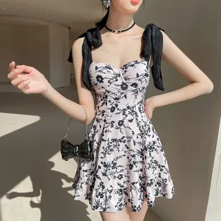 【La Morongo 樂木嚴選】韓國ins風碎花泳裝(泳裝 泡湯 泳衣 夏天 海邊)