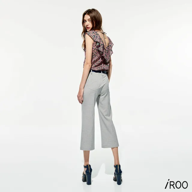 【iROO】口袋鑲珍珠格紋七分褲