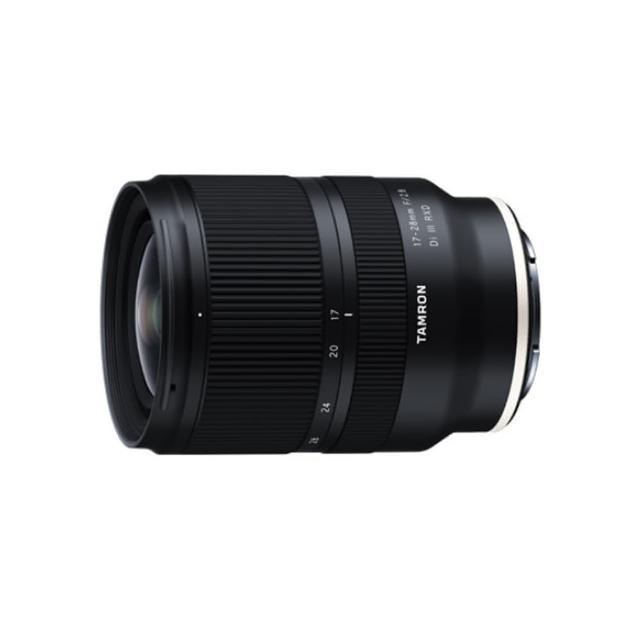 TAMRON 騰龍 SP 70-200mm F/2.8 Di VC USD 遠攝變焦鏡頭，專為專業攝影設計，焦距 70-200mm 提供靈活拍攝，恆定 f/2.8 大光圈確保低光表現出色。內建 1 片 XLD 超低色散與 5 片 LD 低色散鏡片，有效抑制色散，提升畫質清晰度。USD 內對焦系統快速安靜，放大倍率 0.16x 適合人像與運動攝影。濾鏡尺寸 77mm，直徑 88mm x 長度 193.8mm，重量 1500g，視角 12°21' - 34°21'，9 片光圈葉片營造柔美虛化。相容 Canon 與 Nikon 相機，6 個月保固，理想的專業遠攝鏡頭選擇。