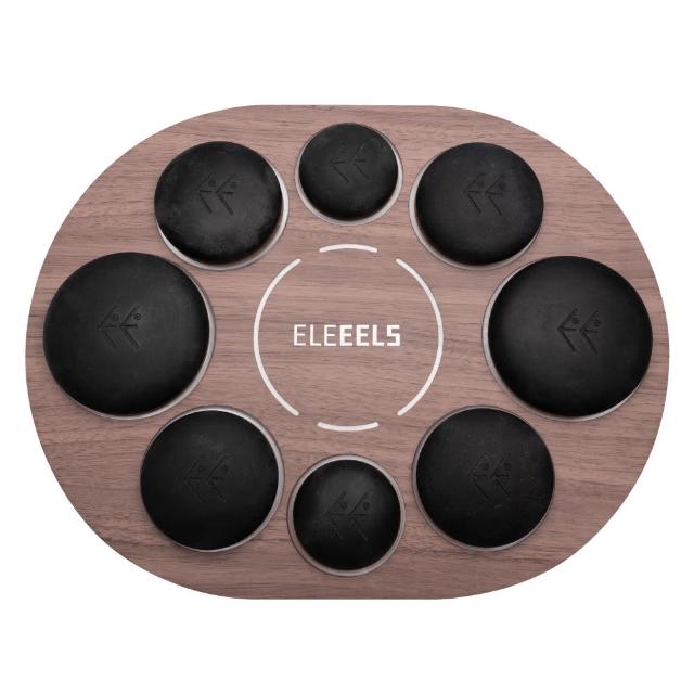 ELEEELS S1 肩頸按摩機專為背部設計，內建溫熱功能有效舒緩肌肉疲勞與肩頸痠痛。尺寸31.9x24.8x4.4cm，重量2kg，採用充電式電源，消耗功率48W，無遙控器操作簡易。黑色系外觀時尚，產地中國，1年保固，提供個人衛生用品級品質，助您輕鬆放鬆日常壓力。