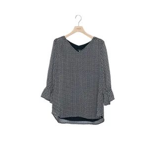 【GINKOO 俊克】V領袖口鬆緊印花上衣