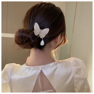 【HaNA 梨花】瑰麗滿鑽蝴蝶．閃耀髮梢垂綴珍珠髮簪(馬尾夾 抓夾 瀏海夾 邊夾 髮夾)
