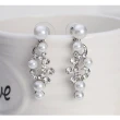 【Aphrodite 愛芙晶鑽】華麗珍珠美鑽造型項鍊耳環2件套組(珍珠項鍊 美鑽項鍊 珍珠耳環)