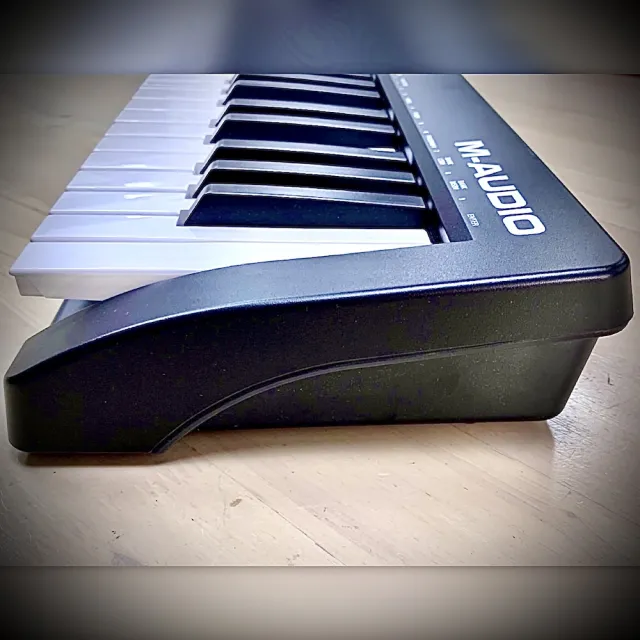 【M-AUDIO】Keystation 49 MK3 MIDI 鍵盤 控制器(一年保固總代理公司貨)