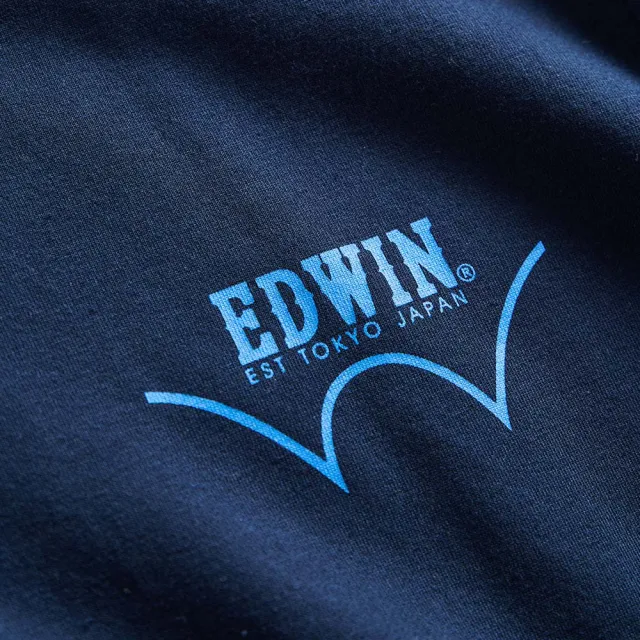 【EDWIN】男裝 袋花LOGO厚長袖T恤(丈青色)