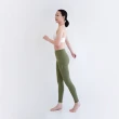 【Mukasa 慕卡莎】DURABLE 線條修身瑜珈褲 - 橄欖綠 - MUK-22932(瑜珈褲、運動褲、九分褲)