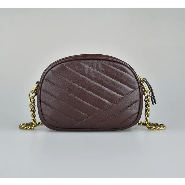 【TORY BURCH】TORY BURCH Kira黃銅雙T字LOGO羊皮絎縫鏈帶拉鍊斜背相機包(葡萄酒紅)