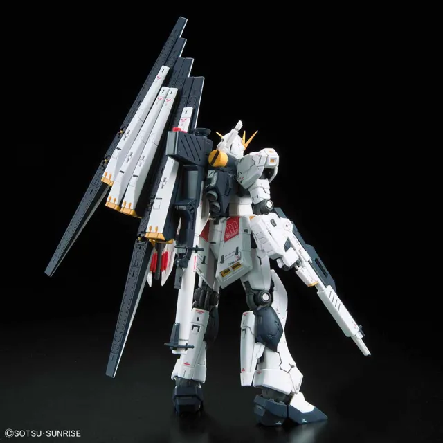 【BANDAI 萬代】RG 1/144 #32 RX-93 Nu GUNDAM Nu鋼彈 牛鋼(萬代模型 模型玩具 組裝模型 鋼彈模型)