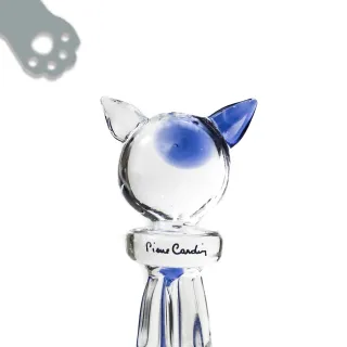 【pierre cardin 皮爾卡登】Pierre Cardin 藍色貓咪玻璃筆+筆擱(文創小品)