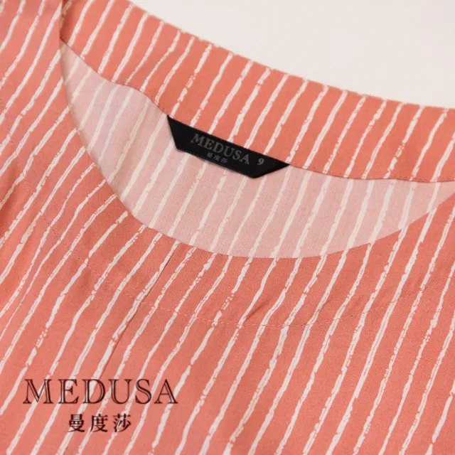 【MEDUSA 曼度莎】現貨-柔粉條紋嫘縈上衣（M-XL）｜女上衣 女短袖上衣 嫘縈上衣(101-71701)