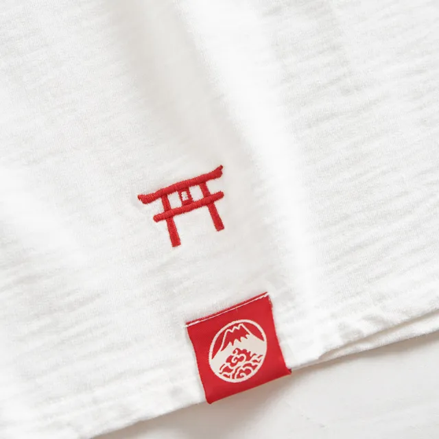 【EDWIN】江戶勝 男裝  富士山朱印和風小刺繡短袖T恤(米白色)