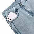 【ILEY 伊蕾】率性水洗車線造型五分牛仔褲(淺藍色；M-XL；1232338504)