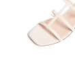 【KOKKO 集團】羅馬線條綿羊皮方頭細帶低跟涼鞋(白色)