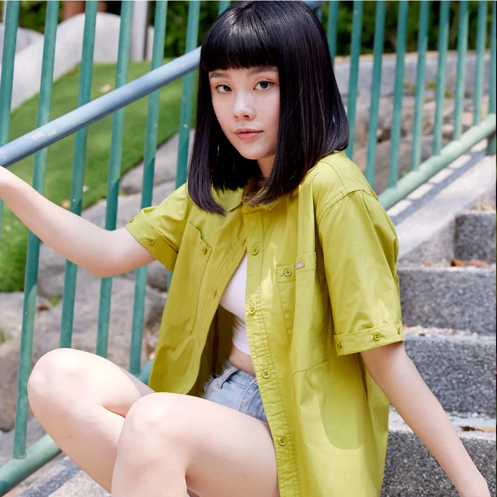 【JEEP】女裝 舒適休閒造型短袖襯衫(綠色)