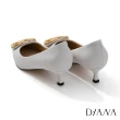 【DIANA】5 cm絲綢羊皮金屬環形釦飾尖頭低跟鞋(牛奶白)