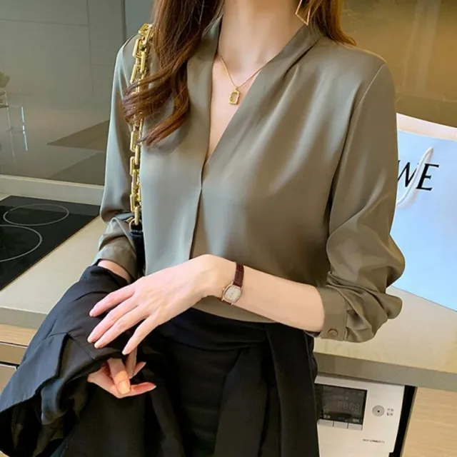 【baibeauty 白鳥麗子】優雅氣質光澤感V領長袖上衣(V領上衣)
