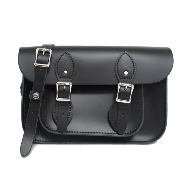【The Leather Satchel Co.】11吋 英國手工牛皮劍橋包 肩背包 側肩包 手拿包(火炭黑)