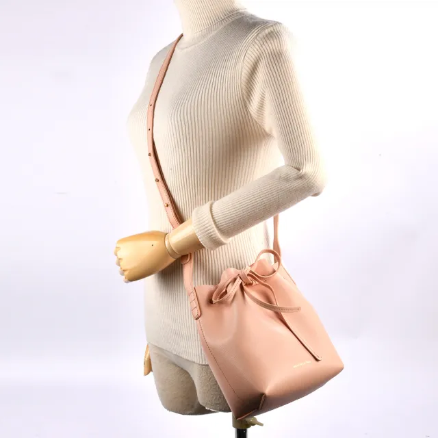 【MANSUR GAVRIEL】防刮皮革斜背MINI MINI水桶包(淺粉色)