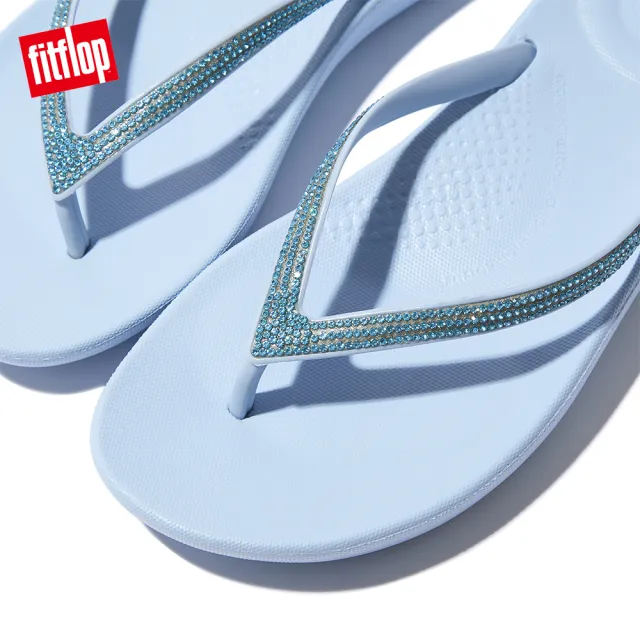 【FitFlop】IQUSHION SPARKLE輕量人體工學夾腳涼鞋-女(天空藍)