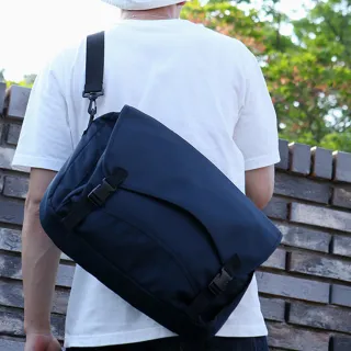 【MoonDy】韓國包包 男生包包 登山包 斜背包 日系包包 後背包 大背包 帆布包 多功能包 手提包