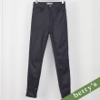【betty’s 貝蒂思】仿皮革質地彈性修身褲(黑色)