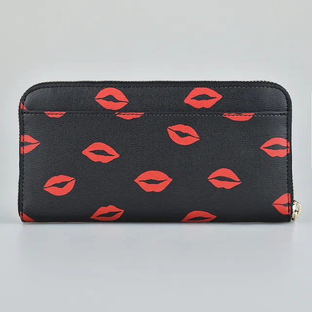 【KATE SPADE】Kate Spade 金字LOGO唇紋設計PVC拉鍊長夾(黑x紅)