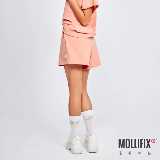 【Mollifix 瑪莉菲絲】刺繡抽繩短褲、瑜珈褲、訓練褲(珊瑚橘)