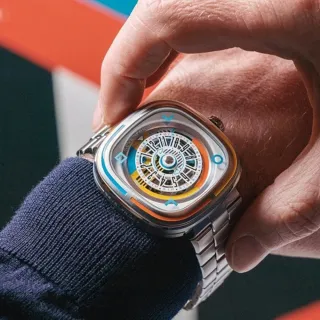 【SEVENFRIDAY】T系列  BAUHAUS 全球限量版/45mm(T1/08)