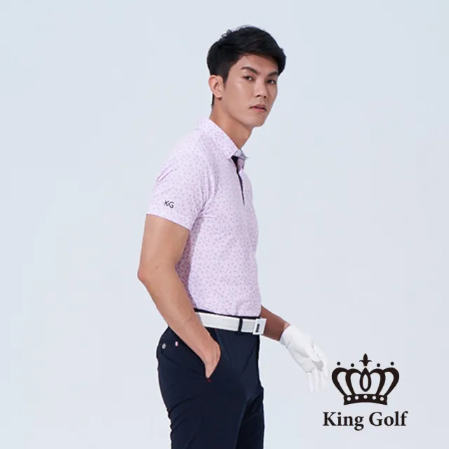 【KING GOLF】速達-網路獨賣款-男款V字三角幾何印圖開襟POLO衫/高爾夫球(粉色)