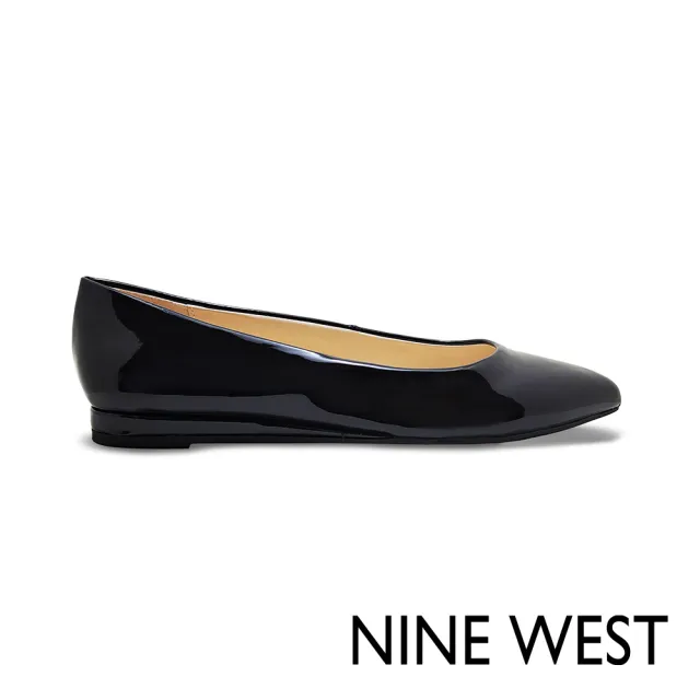 【NINE WEST】FLIVE3純色尖楦頭平底鞋-黑色