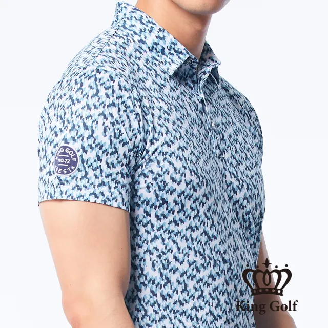 【KING GOLF】速達-網路獨賣款-男款滿版幾何紋印花LOGO燙印涼感短袖POLO衫/高爾夫球衫(藍色)