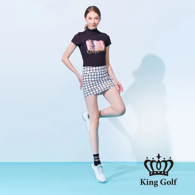 【KING GOLF】網路獨賣款-女款筆刷感印花LOGO印圖涼感小立領上衣/高爾夫球衫(黑色)